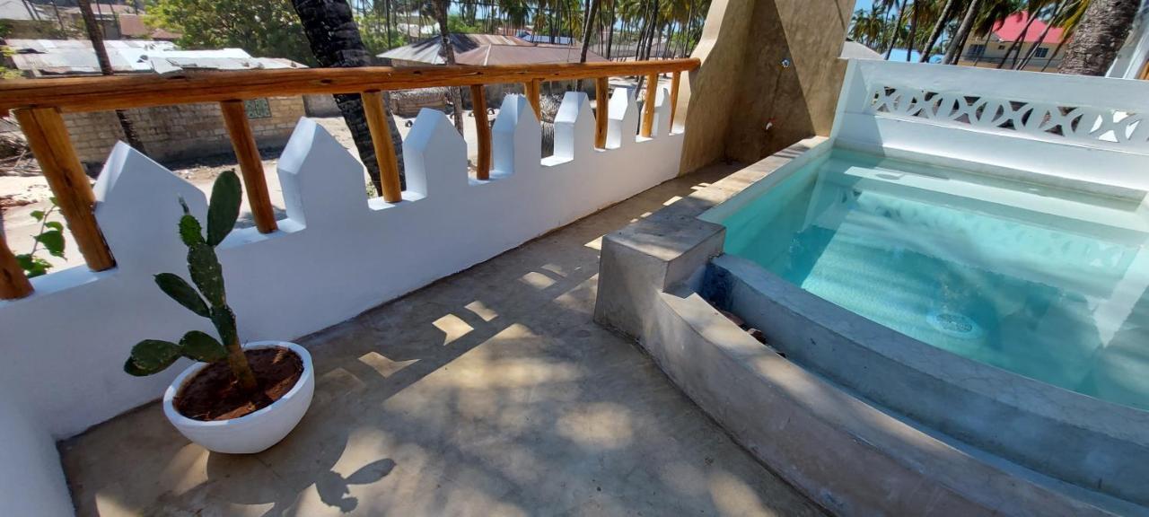 Moyo Top Floor Apartment Pwani Mchangani Exterior foto